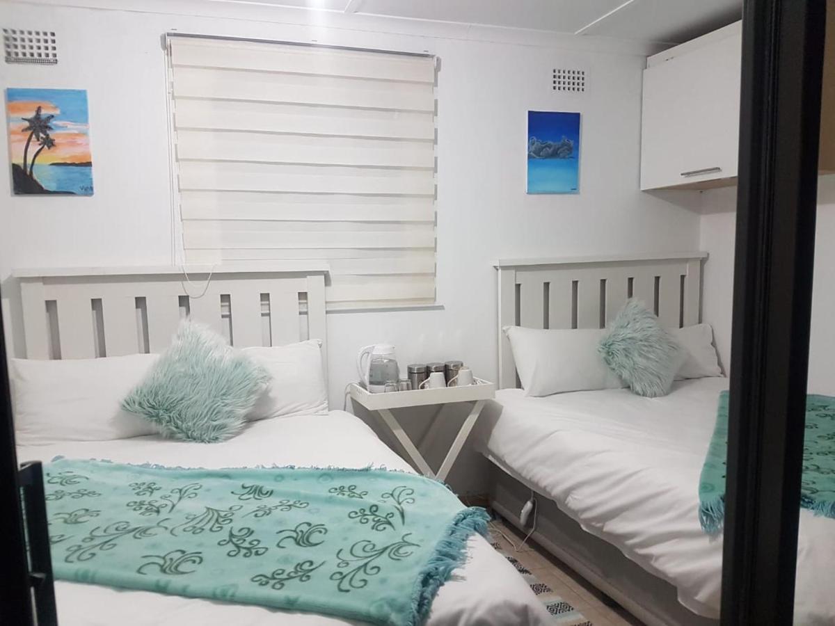 Aliwal Villa Guest Lodge エクステリア 写真